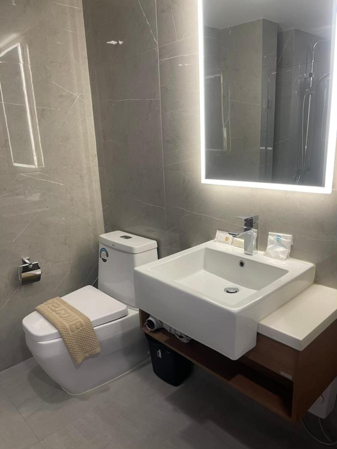 D2 Residences Huahin 华欣市中心近海滩近商场酒店式公寓可加床有连通房型 חדר תמונה